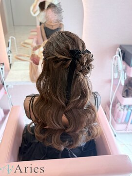 ヘアセット アリエス 池袋駅東口店(Aries) サイドおだんごハーフアップ