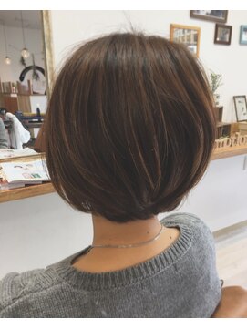 エモーション フォーヘアー(amotion for hair) 美フォルムショート