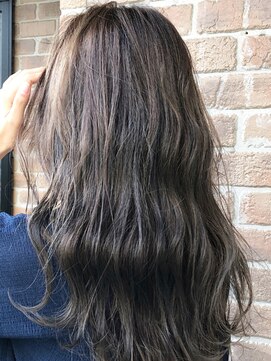 ヘアメイクエイト 丸山店(hair make No.8) 【担当＊岩切祐樹】グレージュハイライト