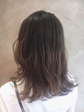 マッシュ 天王寺あべの(MASHU) グレーアッシュ グラデーション ミルクティーベージュ