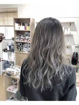 パレット(PALET) シルバーベージュ