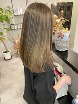 メデル(mederu)&nbsp;ハイライトケアブリーチカラーハイトーンカラーグレージュカラー