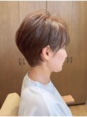 40代、美しいシルエットの知的ショート！