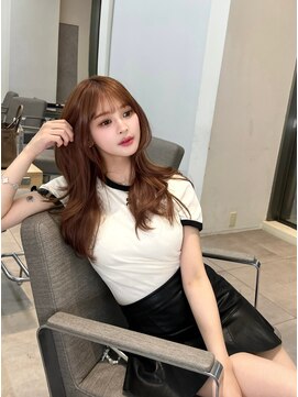 ノク(nok) くびれレイヤミディアム_メルティカラーフェミニンロング