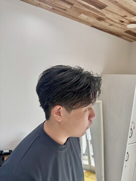 イロ(iLo) ワックスできまるメンズショート！