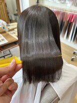 ミラシィ 成田(Mirashy)&nbsp;ハイライトカラーミルクティーベージュレイヤーカット