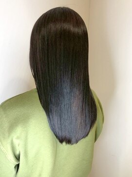 アフィナー(Afinar) 【横浜/横浜駅】ナチュラル×艶感重視の美髪ストレート