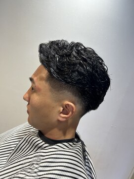 宮崎理容院 ブルーブラック＆アイロンパーマ34