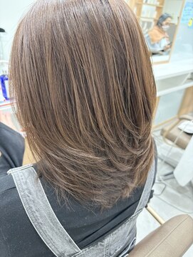 イフプロデュースドバイアミカ(iF produced by Amica) レイヤーカット