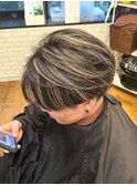 メンズハイライトでクールに