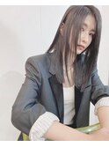 暗髪×くびれレイヤー×透明感カラー