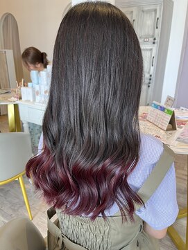 ハグクレア(HUG CLAIRE) カット毛先カラーブリーチありボルドールビーロング春日井市