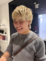 ザザアオヤマ(ZA/ZA AOYAMA)&nbsp;マッシュウルフ×ブリーチカラー