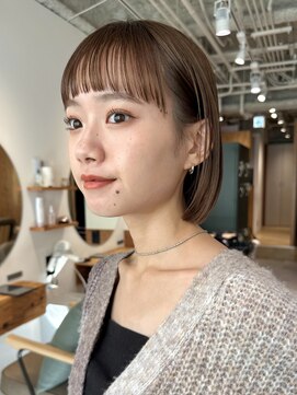 ボブ/ミニボブ/オン眉/ベージュカラー