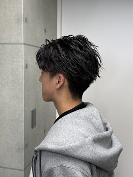 クロム トウキョウ ザ バーバーアルト 神保町店(CHROM TOKYO the Barber ALT) フェザーショート