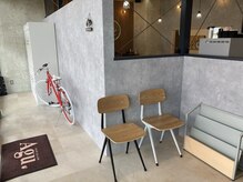 アグ ヘアー フィーツ 相馬店(Agu hair fiets)の雰囲気（ゆったりくつろげる居心地のいい空間です♪）