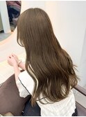 カーキベージュ/透明感カラー/韓国ロング/新宿