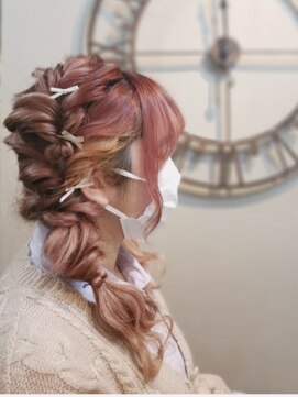 ヘアセットサロン ミント(Hair set salon MINT) 編みおろしツインテール