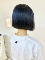 クオリス 上板橋店(QUALIS) ミニボブ★ブルーブラック 前下がり 艶ボブ 20代 アッシュ