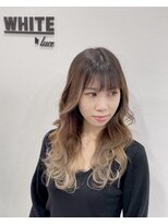 アンダーバーホワイト 西宮店(_WHITE) 外国人風グラデーションカラー　ホワイトベージュ