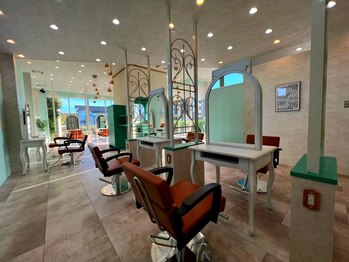Agu hair dear 鳥取宮長店【アグ ヘアー ディア】