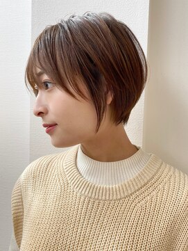 ロンドアベニール 北千住(Lond avenir) 丸みショート　ペールベージュ　西田