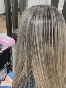 ヘアープロポーザー ラグ(hair proposer Leggu) バレイヤージュ