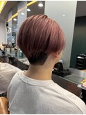 ピンクベージュ