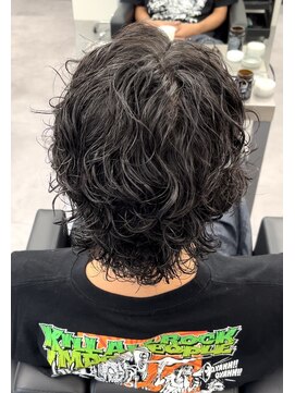 ノイセル 心斎橋(Noisyle) サーフカール×センターパート×海外ヘア