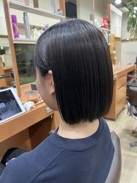 リノアバイフェリア(LINO’A by felia) 耳にかけてもまとまるボブ☆10代20代30代40代