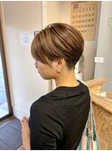 マッシュショート　大人可愛い　ツーブロック　刈り上げ