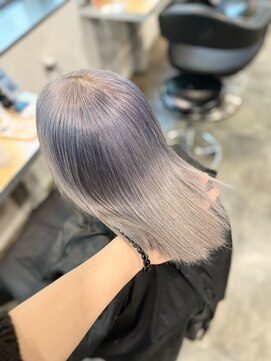 スリー 横浜(THREE) ホワイトラベンダー