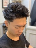 スパイキーショート/スペインカール<理容室>[メンズ/床屋/神田]