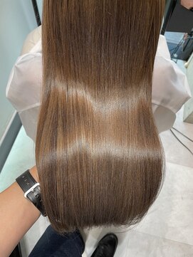 ディーエックス ウエスト(Dxxxx WEST) アッシュベージュカラー ベージュカラー 透明感カラー