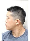 ソフトモヒカン刈り上げベリーショート