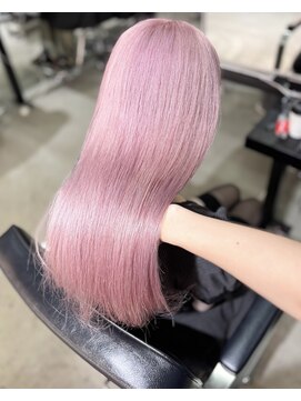 ゲームバイアランスミシー 心斎橋(GAME by Alan Smithee) ホワイトピンク　艶髪ハイトーン