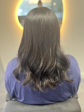 ジールヘアー(GIIL HAIR) ロングレイヤー