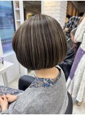 白髪ぼかし/脱白髪染め/白髪/大人女性/髪型/細めハイライト