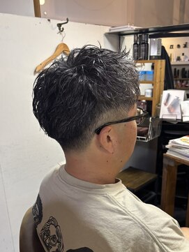 カミケン 方木田店(kamiken.) ピンで作る無造作短髪パーマ【カミケン方木田/福島】