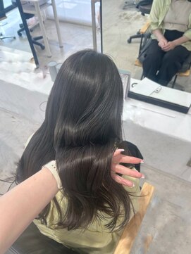 ビューバイネオリーブ 用賀店(Beau'r by neolive) 大人ガーリーダークアッシュ似合わせカットミディアムレイヤー
