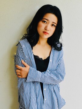 ブゾン(buZon) くびれミディ×ナチュラルロブ