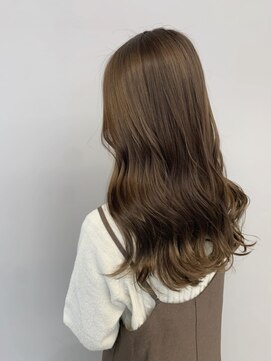 ヘアーアンドビューティーザ エフ(Hair Beauty the F) くすみベージュ＿グレージュ＿ブリーチなし＿ツヤ髪