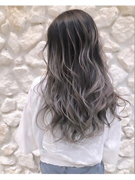 モアナバイヘッドライト 沖縄八重瀬店(Moana by HEADLIGHT) Moana【八重瀬】#バレイヤージュ#グレーカラー#ハイライト