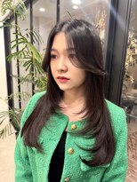 ノアル(NOAHL)&nbsp;10代/20代/30代/レイヤー/ミディアム/韓国風/センターパート