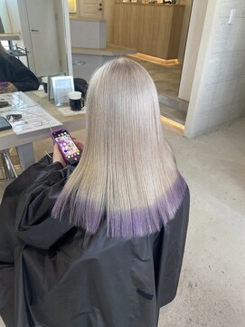 リア 布施店(Lia) エンドカラー/ホワイト×パープル
