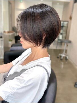 ロイ(Roi) ◎愛されナチュラルショートボブ　ブラウンベージュ