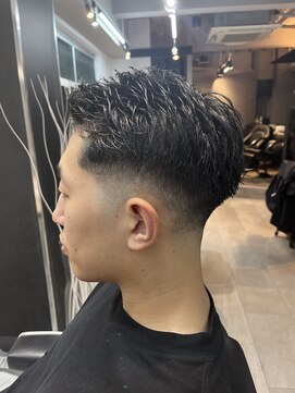 ヴィ 大宮(Vii) ダークアッシュ/カルマパーマ/アッシュブラック