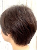 ショートボブ