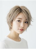 ハイトーンベージュ×ショート