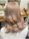 ダブルカラーミルクティーベージュカラーショートボブブリーチ